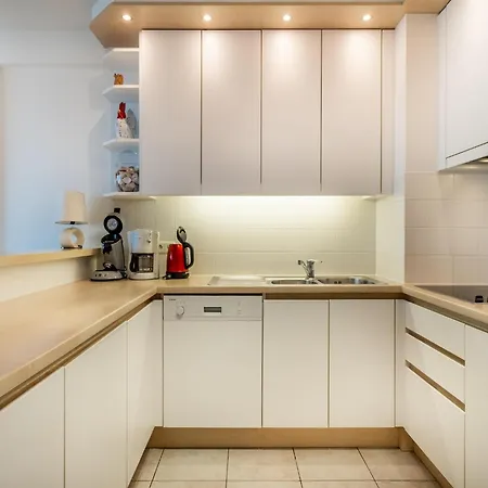 Apartament In With Sea View *