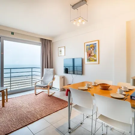 In With Sea View Apartament Koksijde
