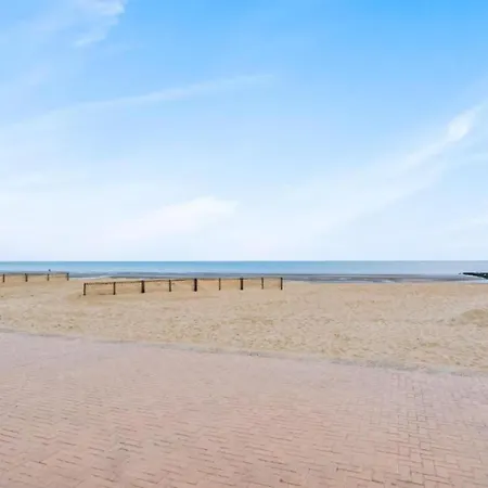 Apartament In With Sea View *